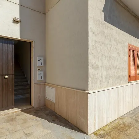 La Rosa Dei Venti Apartment *