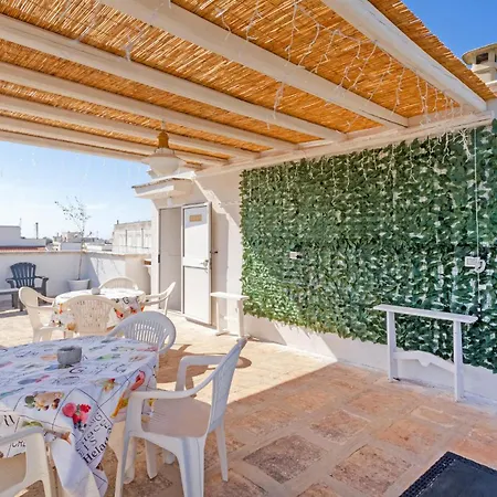 La Rosa Dei Venti Apartment *